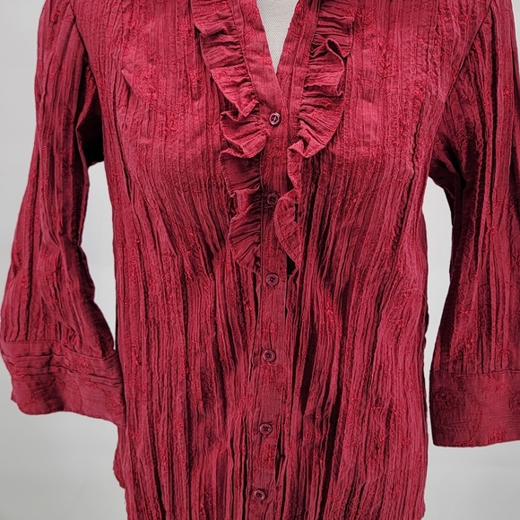 St Johns Bay 3/4 Sleeve Ruffle Womens Large Red Button Up Shirt Blouse - Picture 2 of 8
